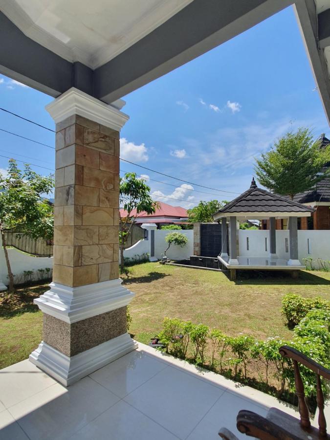 Mahakam Guest House Padang  Dış mekan fotoğraf