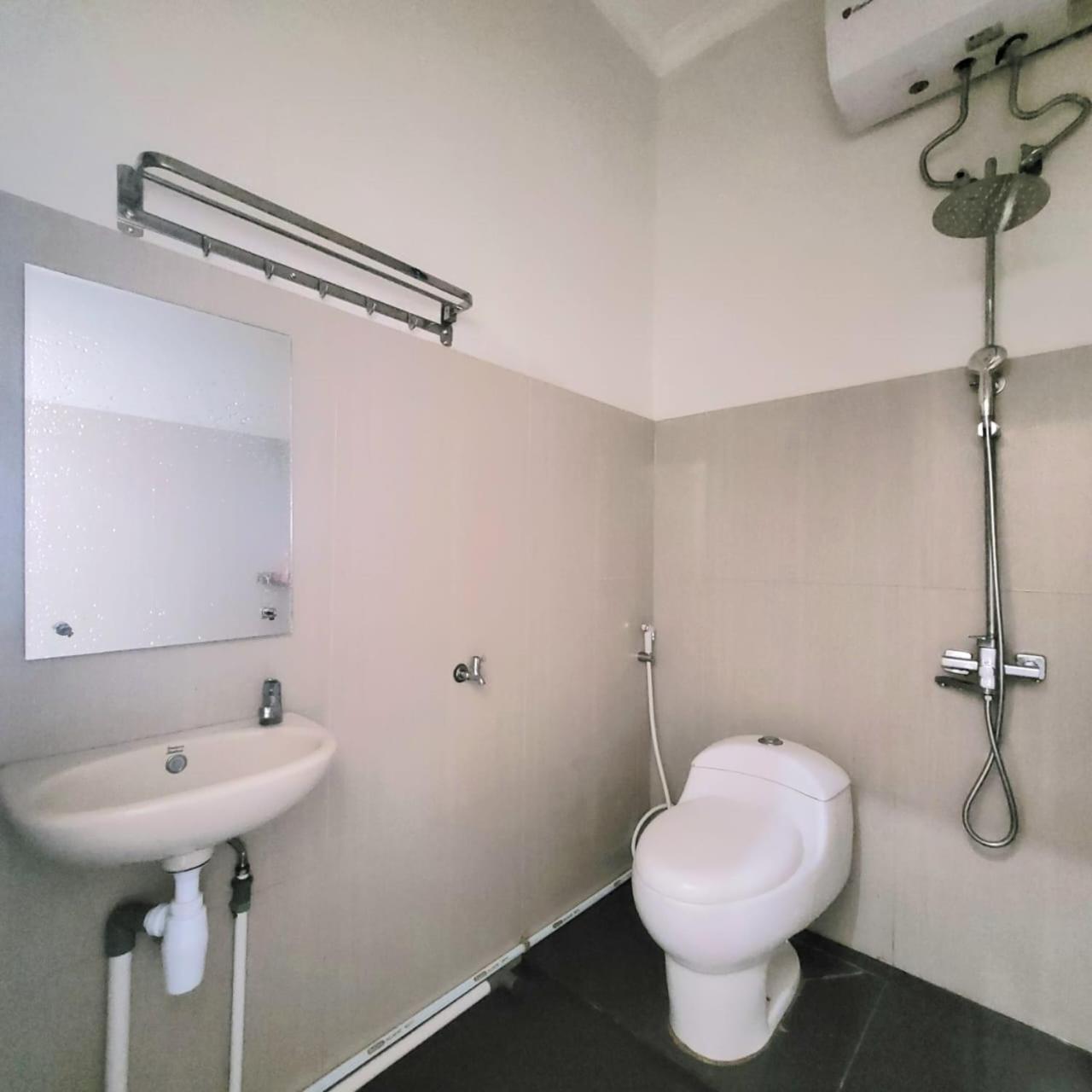 Mahakam Guest House Padang  Oda fotoğraf