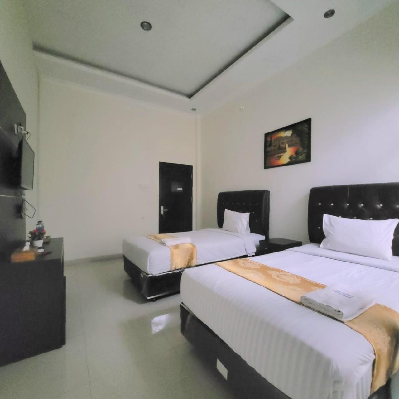 Mahakam Guest House Padang  Oda fotoğraf